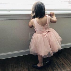 Meet your Posher, Manal